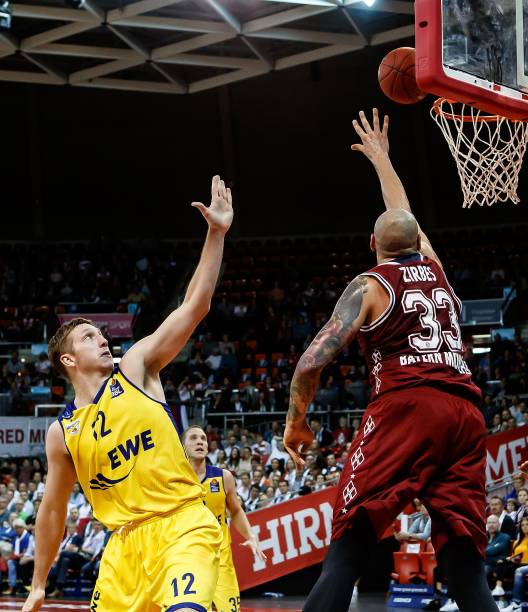 世人面前 世人面前